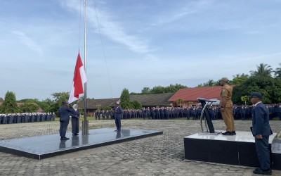 Upacara Bendera Mengawali Semester Genap Tahun Ajaran 2025/2026 di SMA Negeri 3 Prabumulih